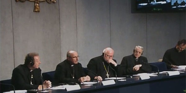 coletiva_vaticano_211015