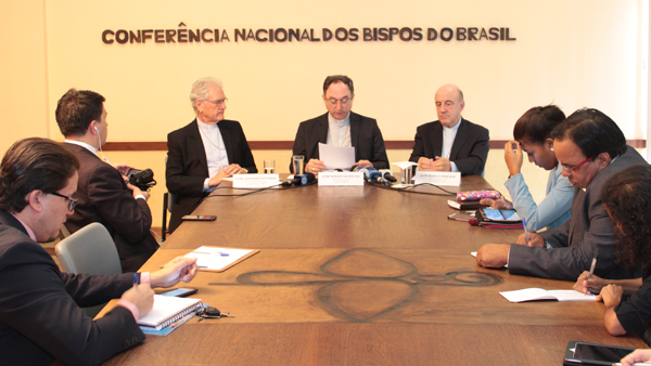 Presidência da CNBB durante a apresentação da nota sobre situação no Brasil / Foto: Assessoria de Imprensa CNBB