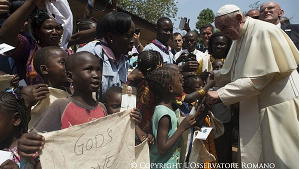 Francisco visitou o continente africano em novembro de 2015 / Foto: L'Osservatore Romano