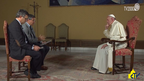 Papa responde pergunta sobre o Ano Santo e a vida da Igreja / Foto: Reprodução TV 2000