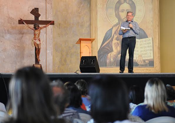 A coisa mais espetacular é estar na presença de Deus. (Prof. Felipe Aquino) Foto: Daniel Mafra/cancaonova.com