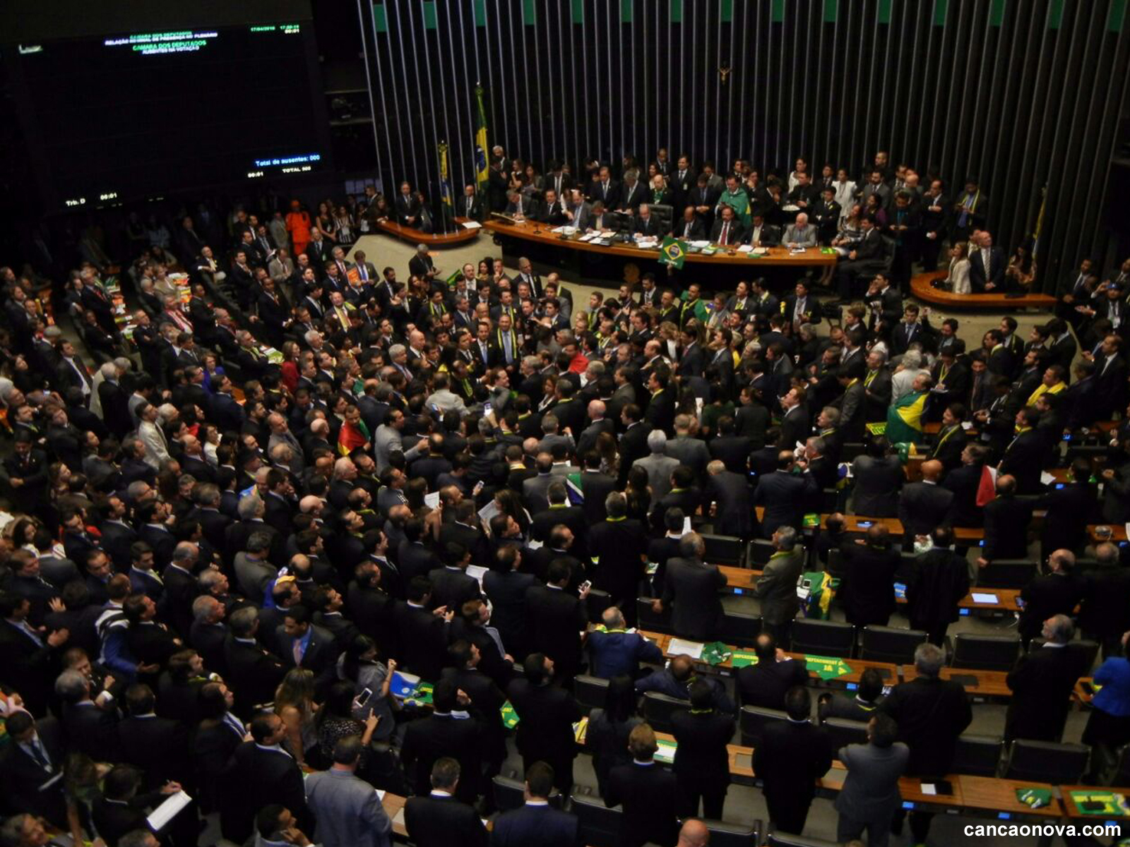 Debate sobre a emenda constitucional no Brasil