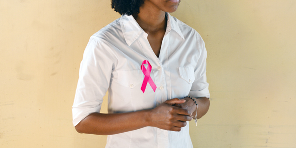 Outubro Rosa, mês dedicado a conscientização sobre o câncer de mama