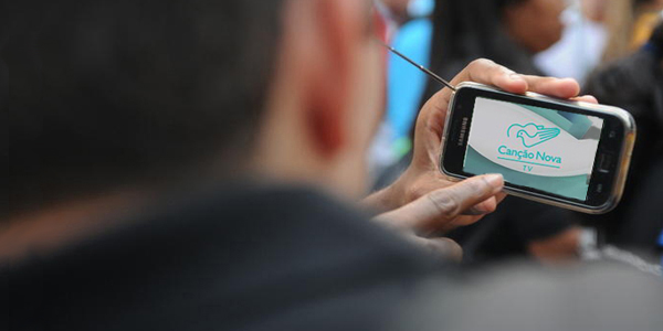 TV Canção Nova lança aplicativo para smartphones