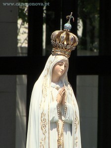 Estamos guardados e protegidos no coração de Maria e de lá somos lançados para o mundo.
