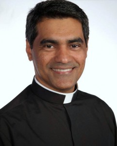 Padre Evandro Lima - administrador do Santuário do Pai das Misericórdias