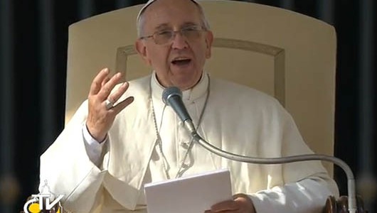 Papa fala aos fiéis sobre a maternidade da Igreja / Foto: Arquivo