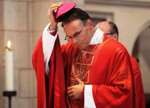 Papa aceita renúncia de bispo alemão envolvido em polêmica 