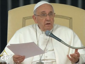Papa lança apelo em prol de trabalhadores italianos