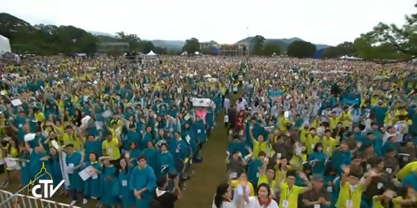 Jovens asiáticos participaram de Missa com o Papa Francisco / Foto: Reprodução CTV