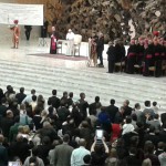 Francisco em audiência, na Sala Paulo VI, com comunidades neocatecumenais / Foto: Lizia Costa - CN Roma