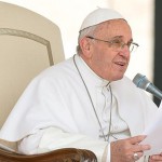 Francisco no tradicional encontro com peregrinos na Praça São Pedro / Foto: L'Osservatore Romano