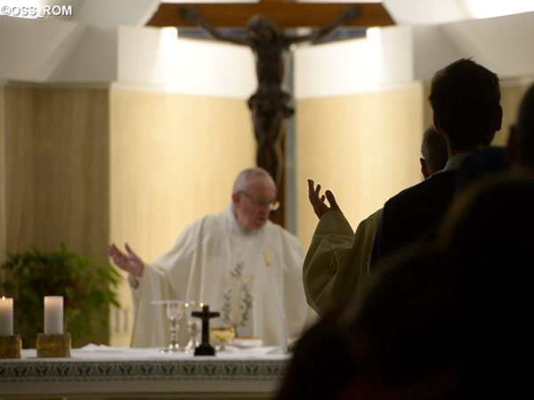 Papa tem o hábito de celebrar Missas na Casa Santa Marta diariamente / Foto: L'Osservatore Romano