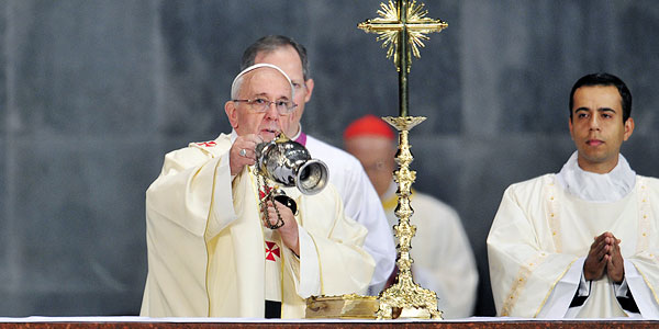 Papa Francisco celebra Missa na Catedral Metropolitana do Rio de Janeiro
