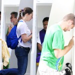 Jovens lotam confessionários da JMJ em preparação para a Via Sacra