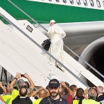 Papa conta as horas para chegar ao Brasil