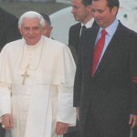 Papa recebe a chave da cidade de São Paulo