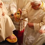 Bento XVI inicia Tríduo Pascal no Vaticano