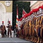 Novos membros da Guarda Suíça prestaram juramento no Vaticano