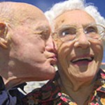 Casal britânico celebra 80 anos de casamento