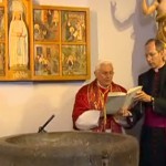 Bento XVI chega à Lourdes como um peregrino