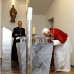 Papa celebra Missa e dá unção para os enfermos em Lourdes