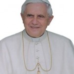 Bispo apresenta Coletânea de livros de Bento XVI, no Vaticano