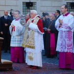 Papa homenageia Imaculada Conceição na Praça Espanha