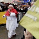 Bento XVI celebra Missa na Paróquia da Sagrada Face