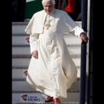 Papa Bento XVI chega à República Tcheca