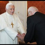 Bento XVI se encontra com presidente tcheco