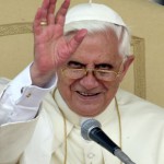 Europa precisa se encontrar de novo com Deus, diz Bento XVI
