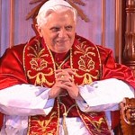 Igreja celebra cinco anos do pontificado de Bento XVI