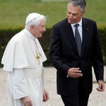 Papa em Portugal: Presidente agradece serviço da Igreja ao país