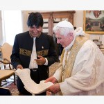 Bento XVI encontra-se com o presidente da Bolívia, Evo Morales
