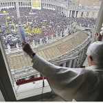 Solidariedade ao Papa: mais de 200 mil reunidos no Vaticano