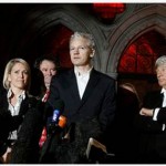 Fundador do WikiLeaks é libertado sob fiança