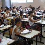 Brasil registra 42,9 milhões de matrículas na rede em 2010