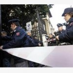 Polícia verifica todas as embaixadas de Roma após explosões