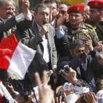 Novo premiê do Egito vai à praça Tahrir