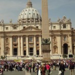 Peregrinos chegam em massa a Roma para beatificação de JPII