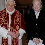 Liberdade religiosa é ameaçada no mundo, enfatiza Bento XVI