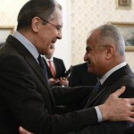 Enviados de Kadhafi chegam à Rússia para reunião