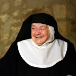 Monja mais antiga do mundo sai da clausura para participar da JMJ