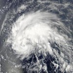 Furacão Irene castiga Porto Rico e ameaça Flórida