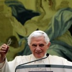 Bento XVI destaca urgência de um renovado anúncio do Evangelho