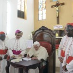 Em Benin, Bento XVI assina Exortação Apostólica pós-sinodal
