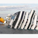 Resgate usa explosivos para entrar em navio tombado
