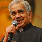 Exorcista padre Rufus Pereira morre na Inglaterra