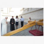 Abençoada cruz que irá celebrar 2 mil anos da ressureição de Cristo